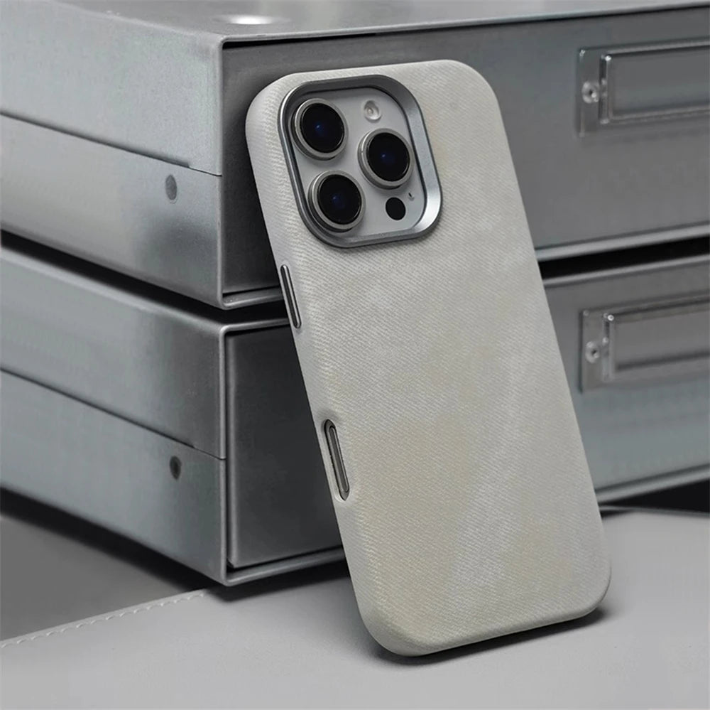 Luxury Metal Lens Magnetic Fiber Leather İPhone Case - iPhone 16 Series